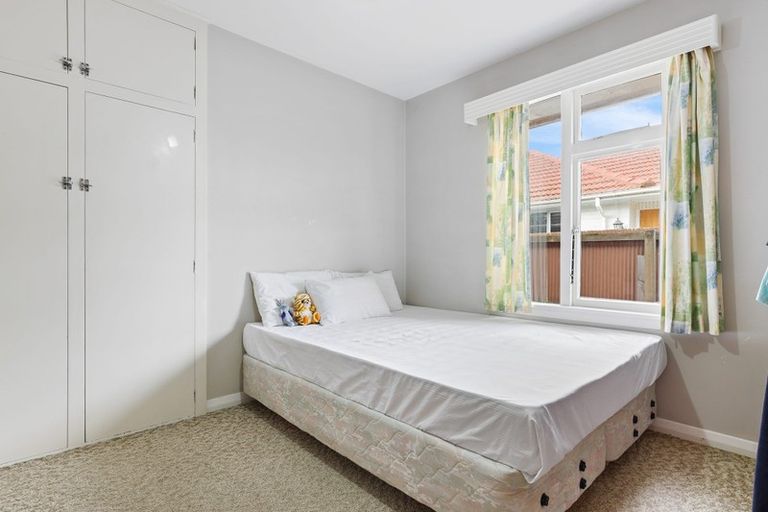 Photo of property in 14 Shaftesbury Street, Avonhead, Christchurch, 8042