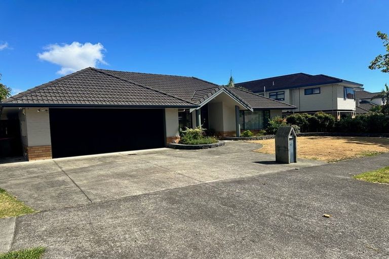 Photo of property in 41 Lansell Drive, East Tamaki Heights, Auckland, 2016