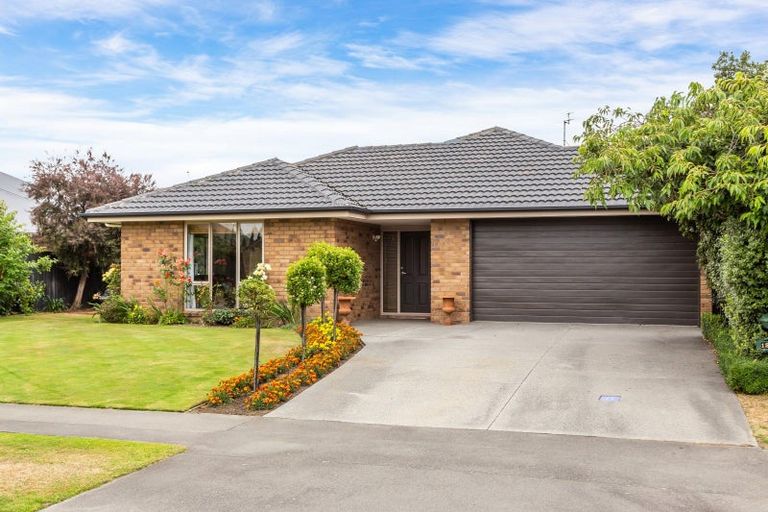 Photo of property in 12 Marlowe Place, Rolleston, 7614