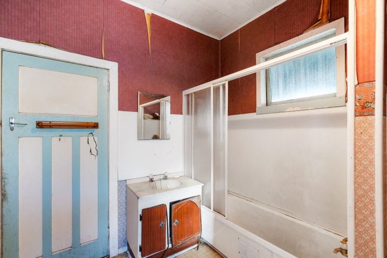 Photo of property in 8 Ellison Street, Napier South, Napier, 4110