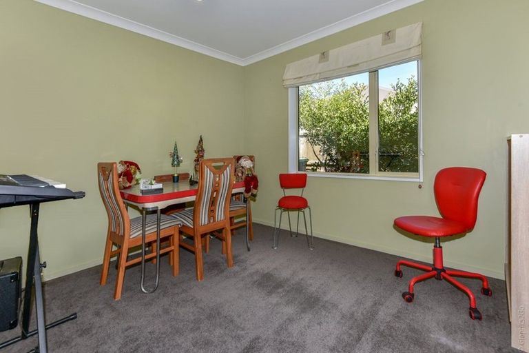 Photo of property in 17 Pollock Place, Rolleston, 7614