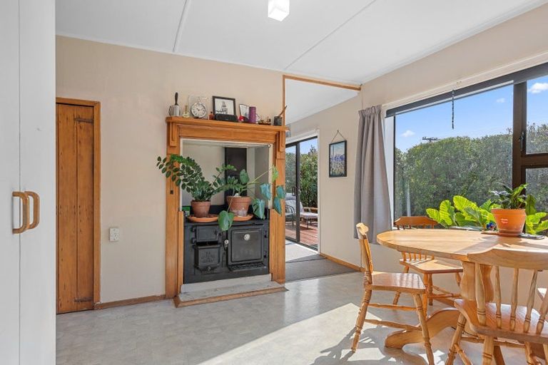 Photo of property in 8 Arapiki Road, Stoke, Nelson, 7011