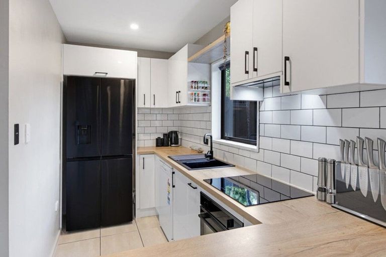 Photo of property in 5/35 Brockworth Place, Riccarton, Christchurch, 8011