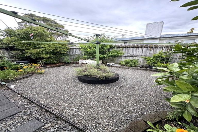 Photo of property in 66 Pooks Road, Ranui, Auckland, 0612