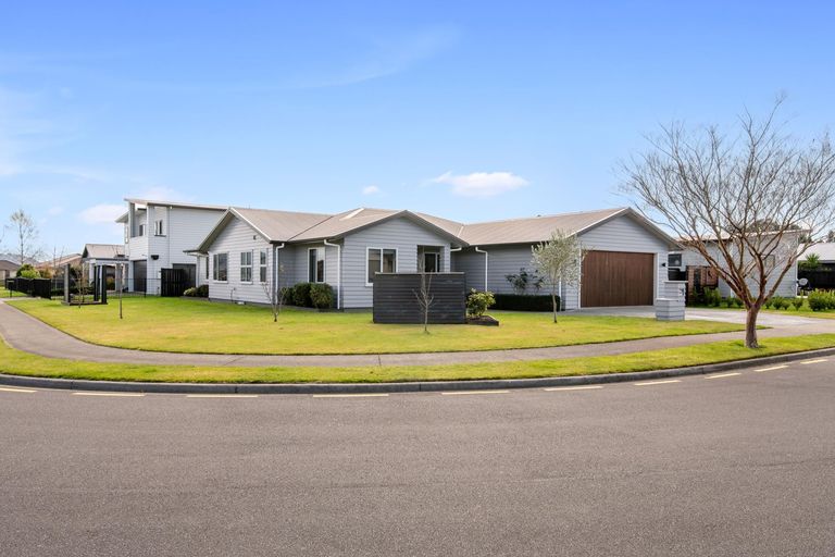 Photo of property in 13 Kipling Crescent, Owhata, Rotorua, 3010