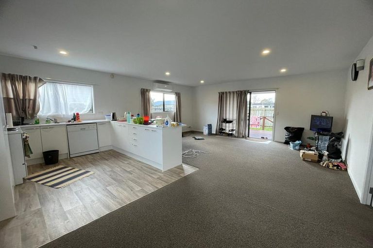 Photo of property in 32b Station Road, Takanini, 2112