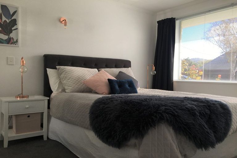 Photo of property in 92 Trafalgar Street, Waterloo, Lower Hutt, 5011