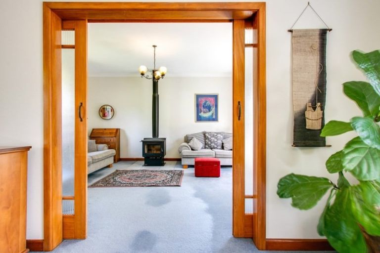 Photo of property in 7 Cambridge Terrace, Taradale, Napier, 4112