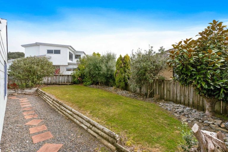 Photo of property in 148b Mayfair Avenue, Whangamata, 3620