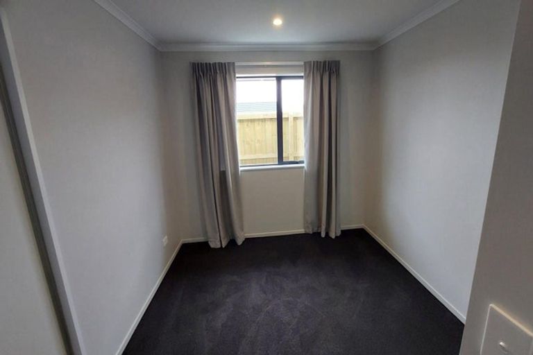 Photo of property in 9 Treedale Street, Belfast, 8051