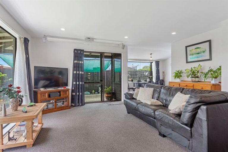 Photo of property in 10 Robert Coup Road, Kaiapoi, 7630