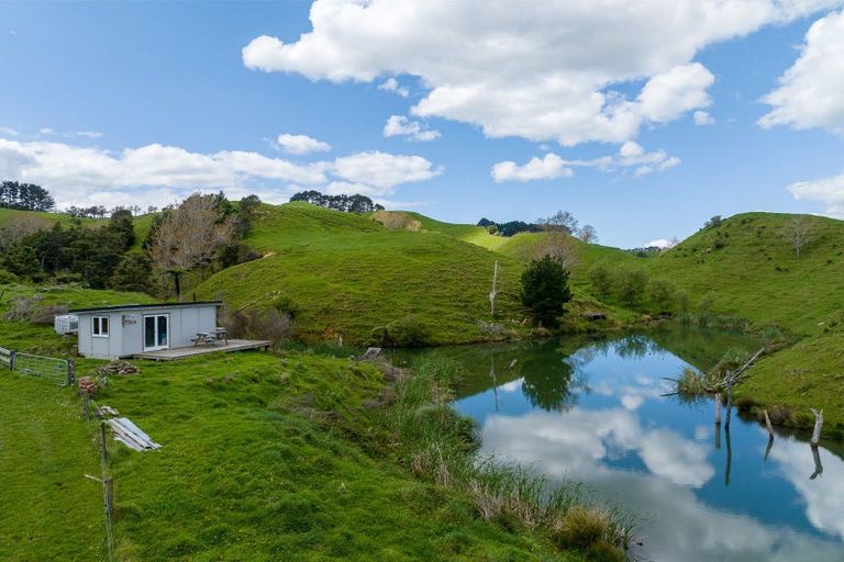 Photo of property in 51 Hinewa Road, Otumoetai, Tauranga, 3110