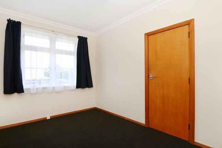 Photo of property in 166 College Street, Awapuni, Palmerston North, 4412
