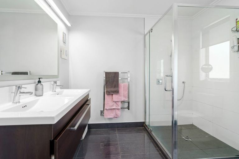 Photo of property in 19 Honiss Place, Cambridge, 3434