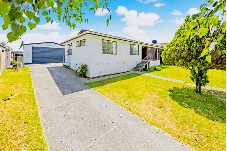 Photo of property in 3 Dewhurst Place, Favona, Auckland, 2024