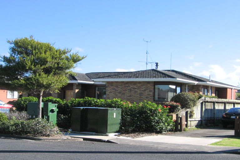 Photo of property in 25a Moenui Avenue, Orewa, 0931