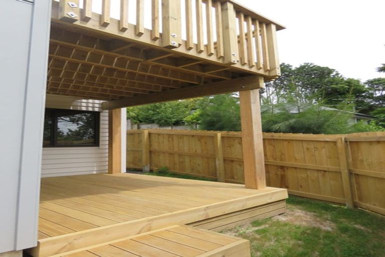 Photo of property in 191a Golf Road, Titirangi, Auckland, 0604