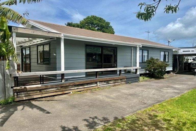 Photo of property in 15a Takanini Road, Takanini, 2112