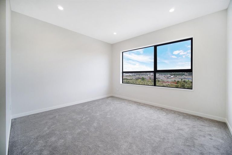 Photo of property in 59 Kaha Road, Papakura, 2110