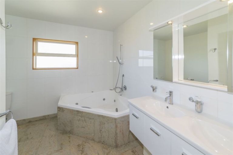 Photo of property in 335 West Coast Road, Templeton, Christchurch, 7676