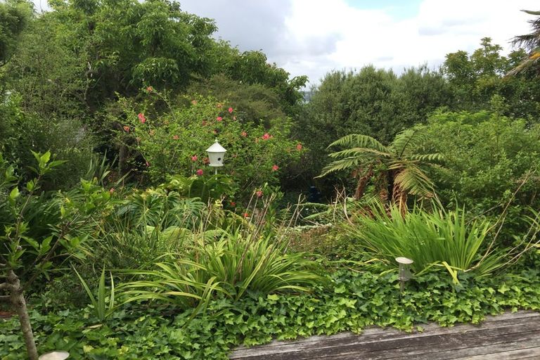 Photo of property in 15 Kerr Street, Devonport, Auckland, 0624