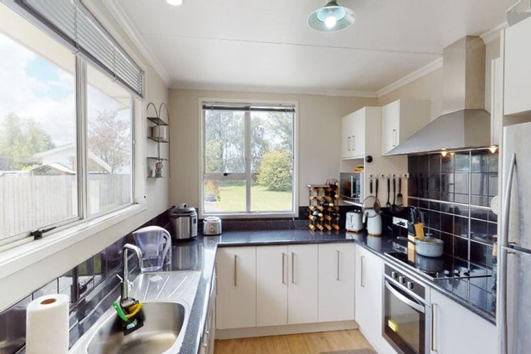 Photo of property in 13 Vera Street, Marton, 4710