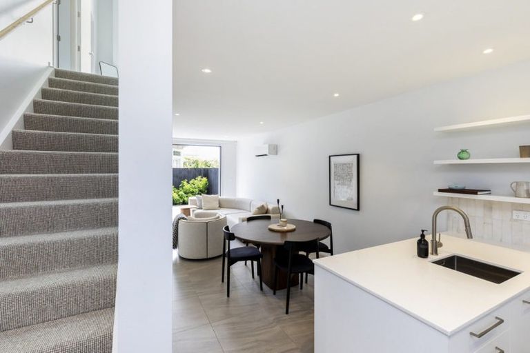 Photo of property in 202b Edgeware Road, Edgeware, Christchurch, 8013