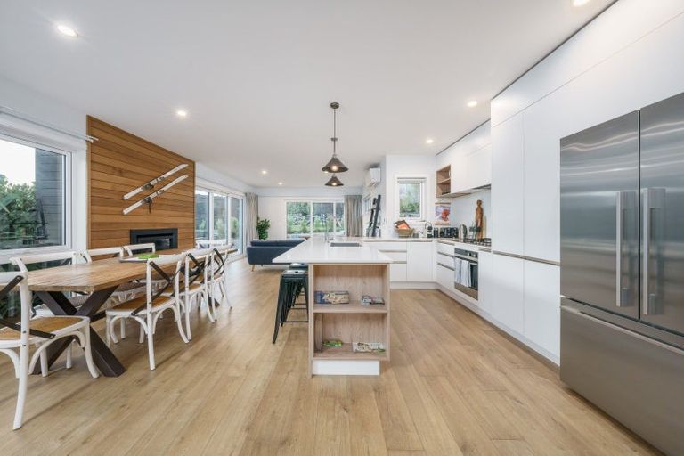 Photo of property in 21 Kapuka Lane, Wanaka, 9305