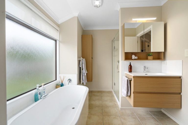 Photo of property in 11 Mirbeck Avenue, Cambridge, 3434