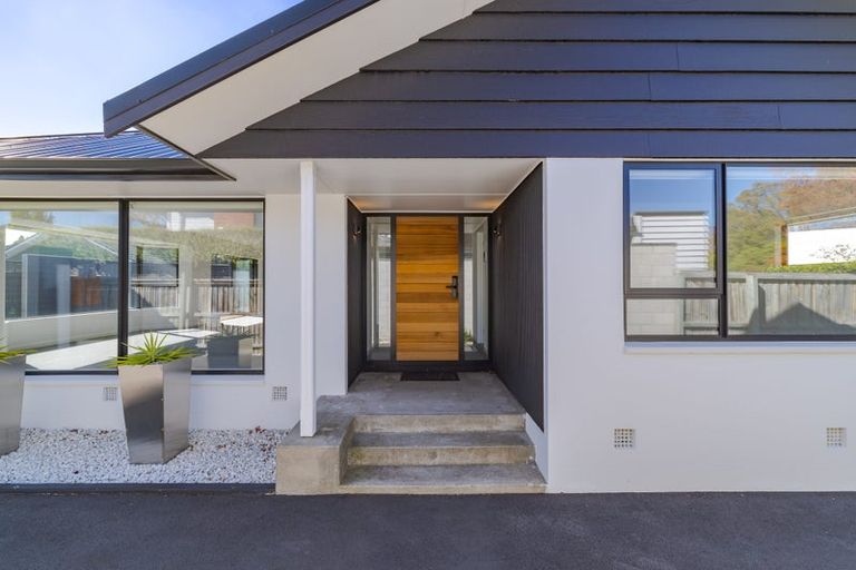 Photo of property in 33 Church Lane, Merivale, Christchurch, 8014
