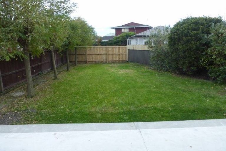 Photo of property in 4 Croziers Road, St Albans, Christchurch, 8052