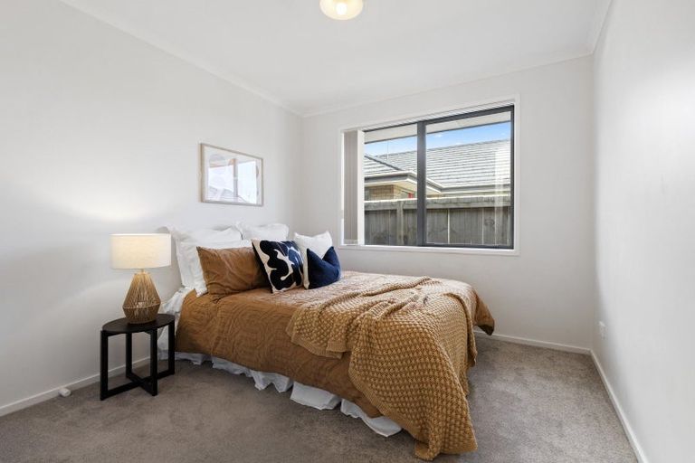 Photo of property in 11 Parton Road, Pukekohe, 2120