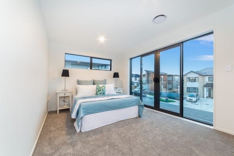 Photo of property in 15 Kearns Drive, Hobsonville, Auckland, 0616