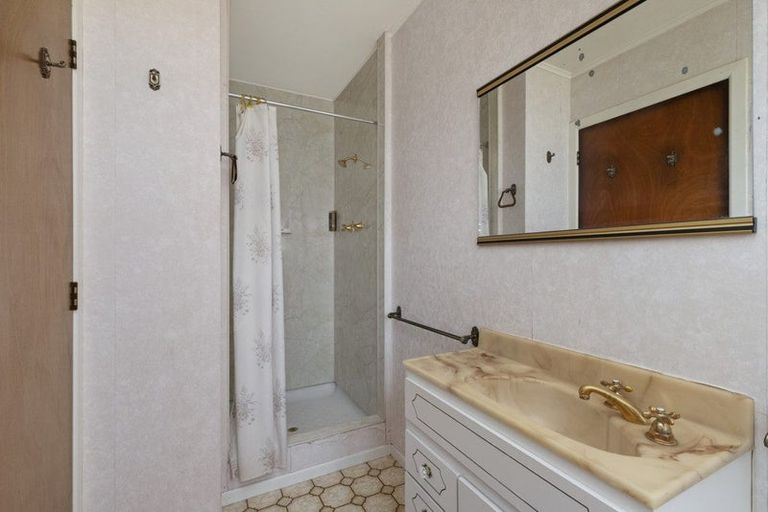 Photo of property in 2a Hamilton Place, Pukekohe, 2120