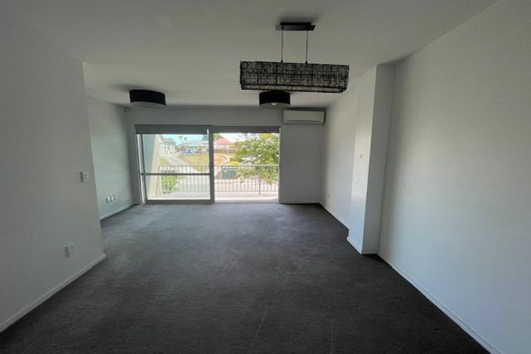 Photo of property in 512 Gloucester Street, Linwood, Christchurch, 8011