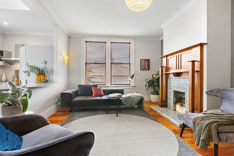 Photo of property in 38 Todman Street, Brooklyn, Wellington, 6021