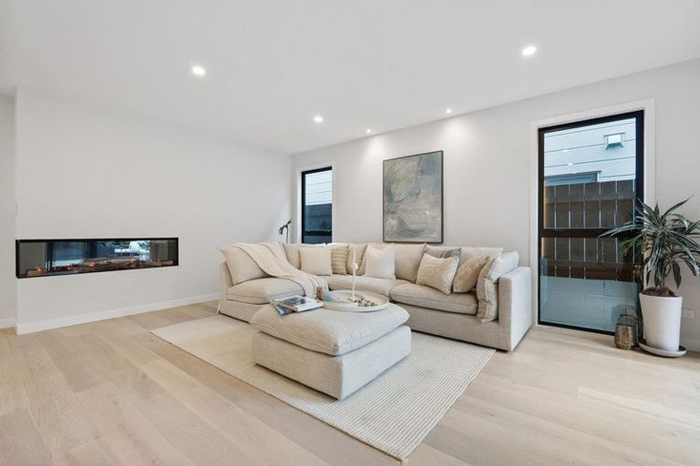 Photo of property in 42e Gordon Avenue, Milford, Auckland, 0620