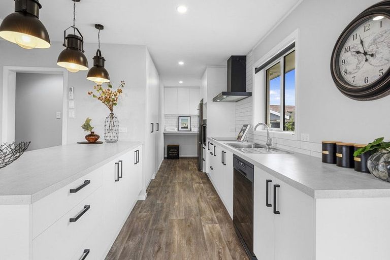 Photo of property in 49 Boston Avenue, Hornby, Christchurch, 8042