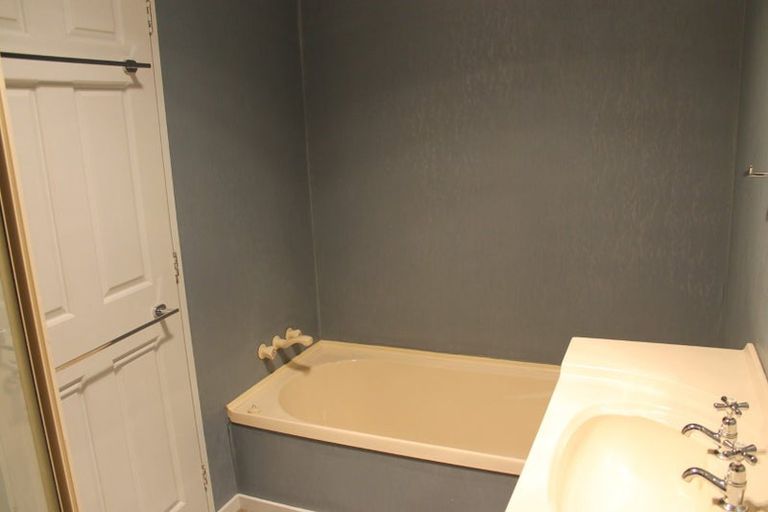 Photo of property in 7b Moore Road, Winton, 9720