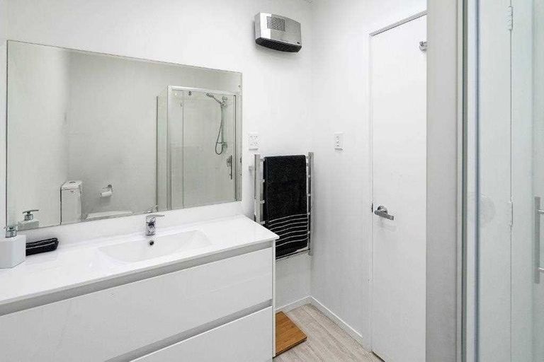 Photo of property in 3/66 Waimairi Road, Upper Riccarton, Christchurch, 8041