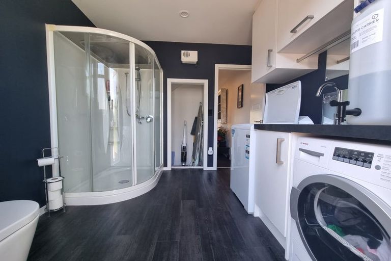 Photo of property in 33 Searells Road, Strowan, Christchurch, 8052