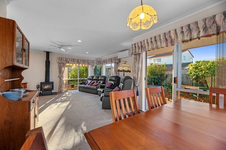 Photo of property in 5 Bayfair Drive, Mount Maunganui, 3116