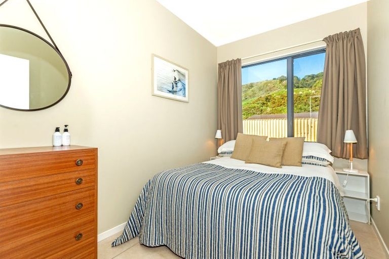 Photo of property in 13 Ratau Street, Mahia, 4198