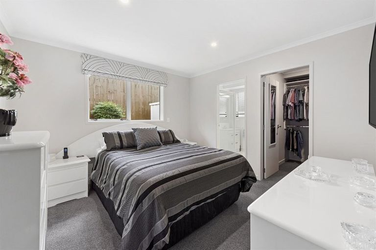 Photo of property in 16 Seashell Drive, Papamoa Beach, Papamoa, 3118