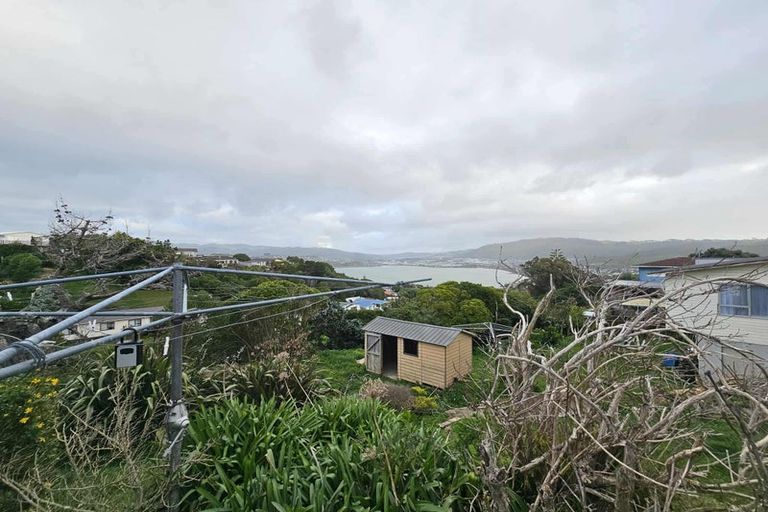 Photo of property in 19 Humphreys Grove, Titahi Bay, Porirua, 5022