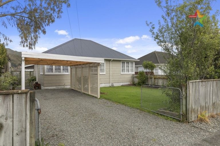 Photo of property in 1/114 Kowhai Street, Naenae, Lower Hutt, 5011