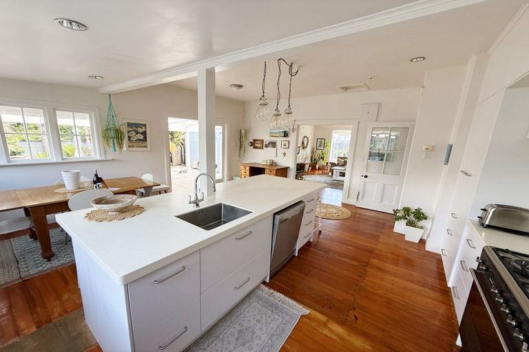 Photo of property in 1 Cooper Street, Wainui, Gisborne, 4010