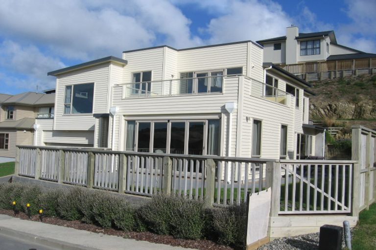 Photo of property in 20 Sandybrow, Churton Park, Wellington, 6037