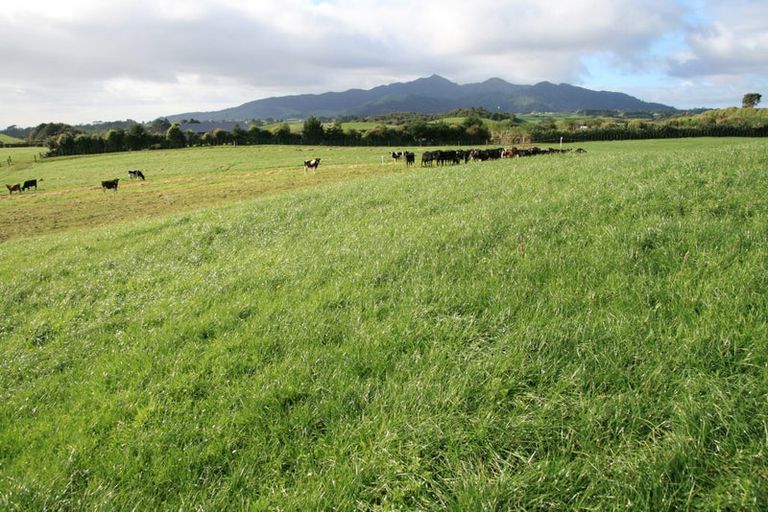 Photo of property in 192 Dover Road, Okato, New Plymouth, 4374