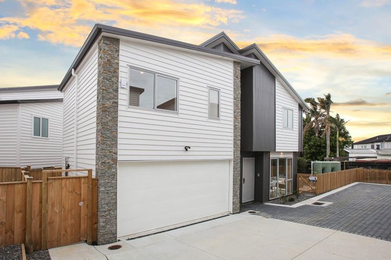 Photo of property in 39b Sorrel Crescent, Bucklands Beach, Auckland, 2012